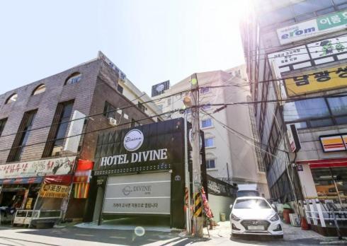 Gwangju Divine Hotel Gwangju Metropolitan City Exterior photo