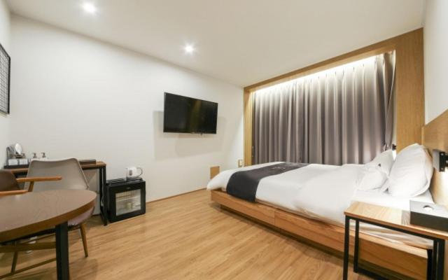 Gwangju Divine Hotel Gwangju Metropolitan City Room photo